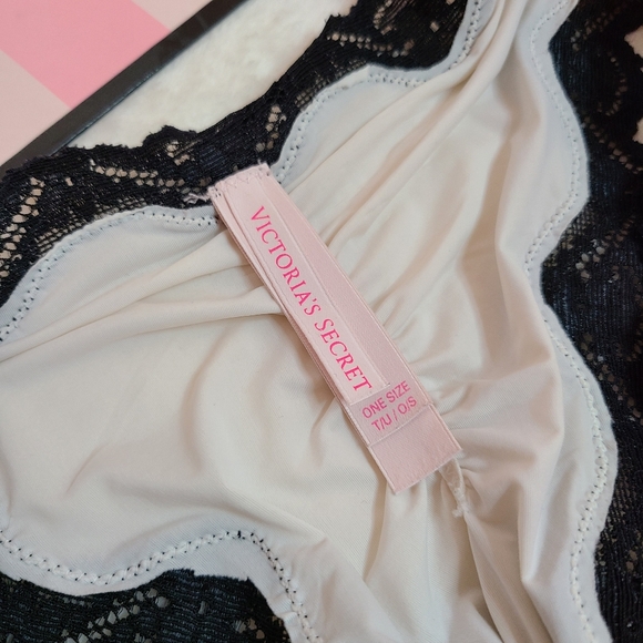 VTG Victoria's Secret Silky Nylon Lace Scrunch Bum Cheekini Panty OS One Size - Picture 5 of 6